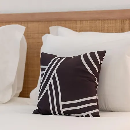 Modern 1bdr Flat With Pool In By Lovelystay *