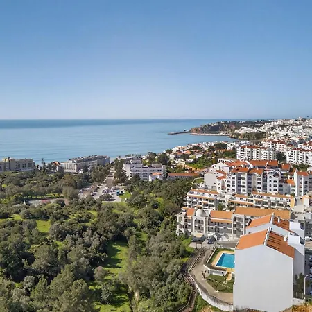 Modern 1bdr Flat With Pool In By Lovelystay Αλμπουφέιρα