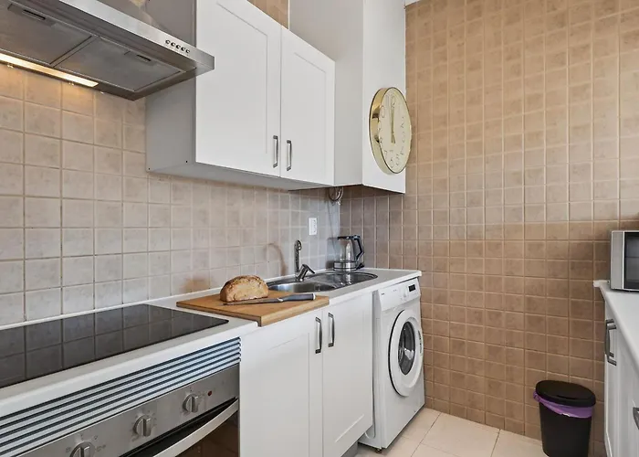 Modern 1bdr Flat With Pool In By Lovelystay Apartment Albufeira