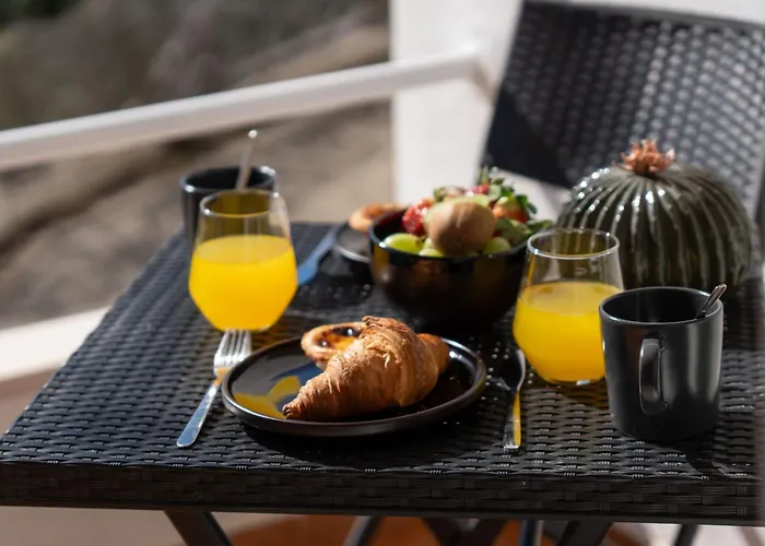 Apartment Modern 1bdr Flat With Pool In By Lovelystay Albufeira