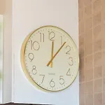 Modern 1bdr Flat With Pool In By Lovelystay Apartmán