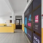 Apartmán Modern 1bdr Flat With Pool In By Lovelystay *